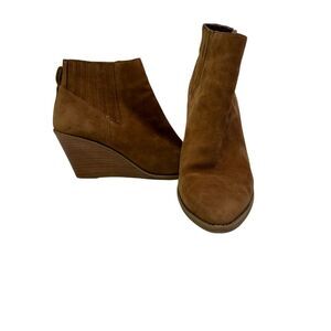 Calvin Klein B Tabby Brown Suede Wedge Heel‎ Western Bootie Shoes Size 8.5
